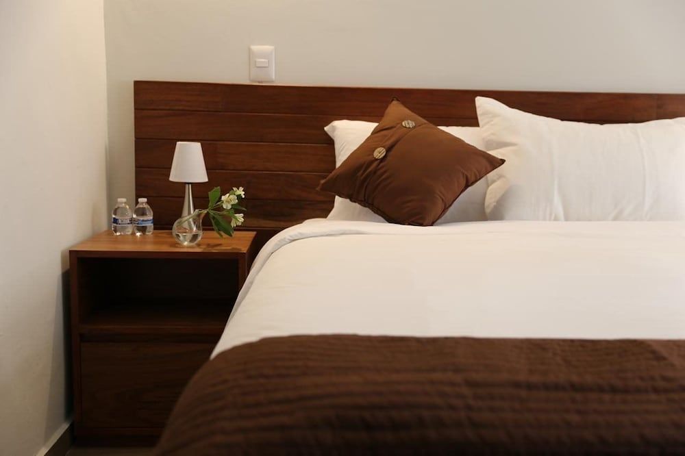 undefined JUUB Affordable Modern/Luxury 1 Bedroom Apt 4