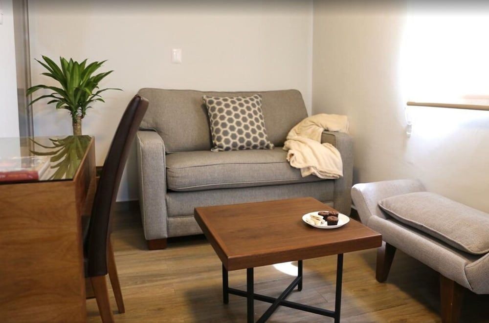 undefined JUUB Affordable Modern/Luxury 1 Bedroom Apt 9