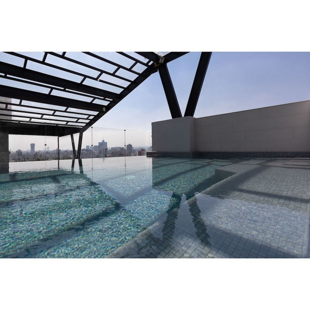 undefined Destination Roma Norte Infinity Pool Rooftop 3