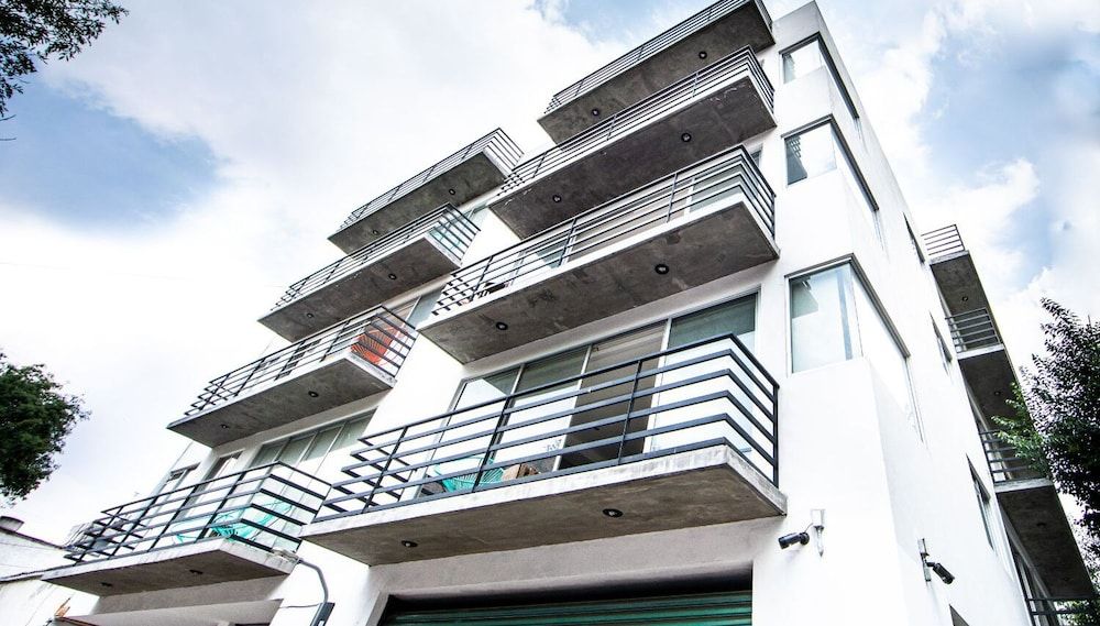 undefined Bright Stylish Park Front Near Polanco 3