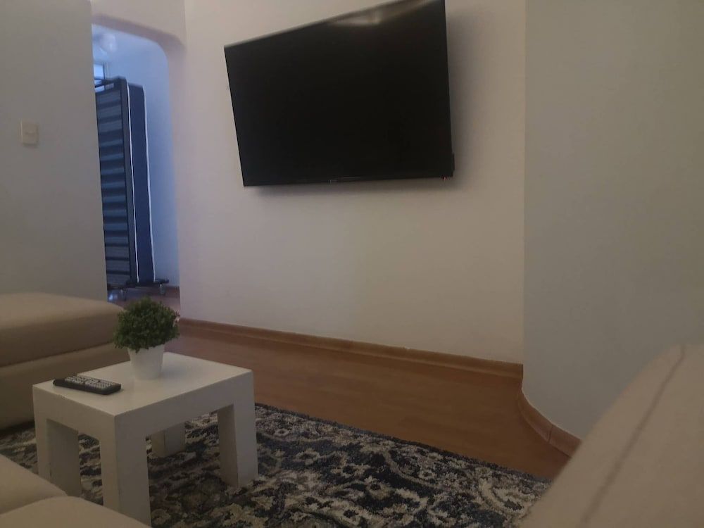 undefined Room-private Room With Tv Polanco 4