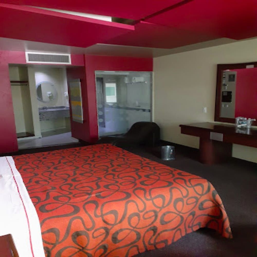 undefined HM Hotel y Suites Plaza