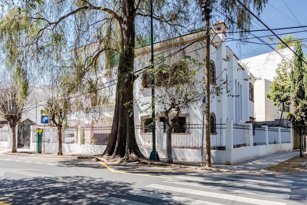 undefined Hotel Anzures House