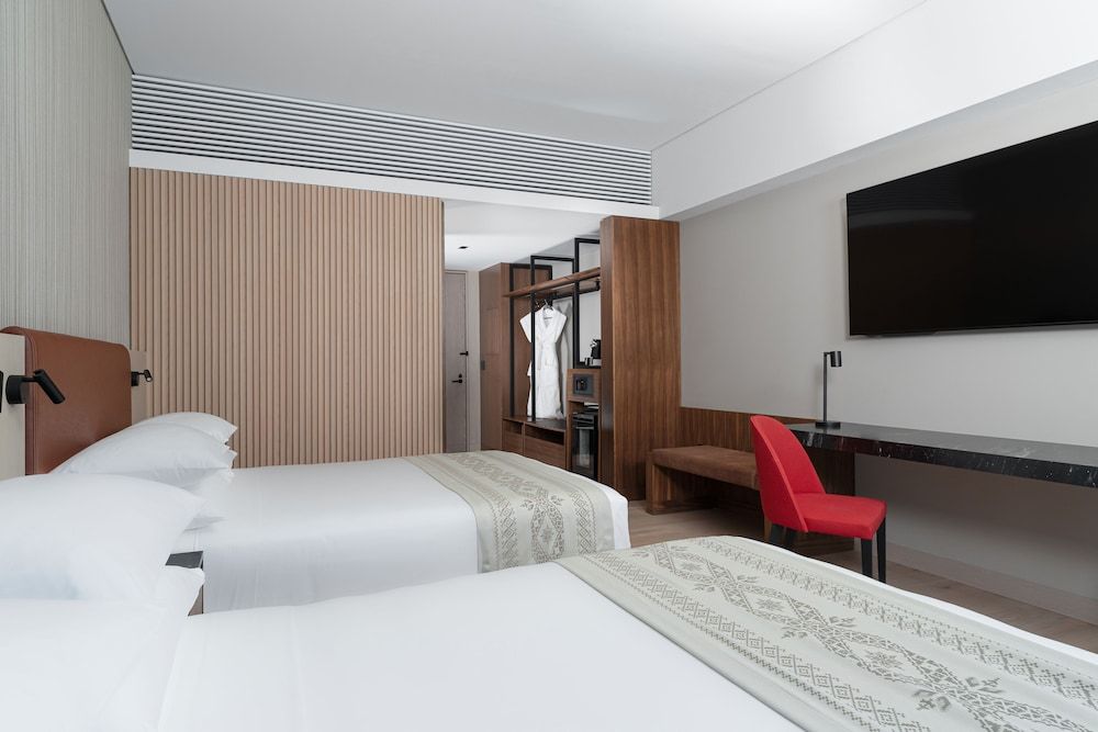 Hyatt Regency Mexico City Insurgentes - WTC Standard Room, 2 Queen Beds