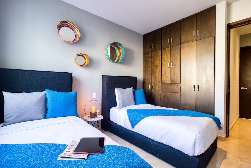 undefined ULIV El Ángel 3