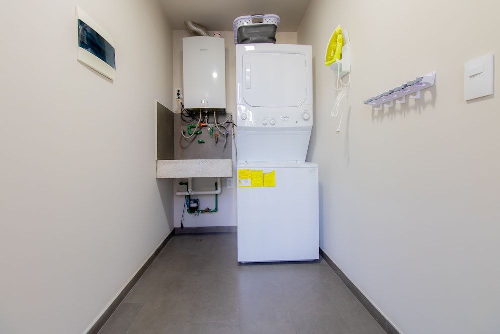 Capitalia Moliere Masaryk Superior Apartment, 3 Bedrooms, Balcony 8