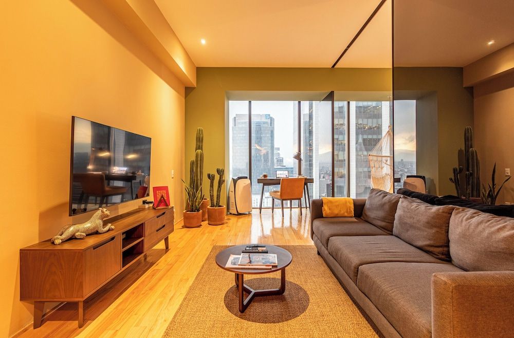 Magenta by Kukun Design Apartment 19