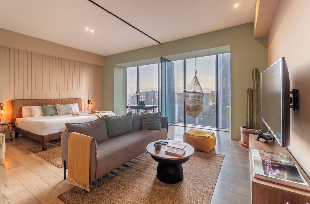 Magenta by Kukun Design Apartment 4