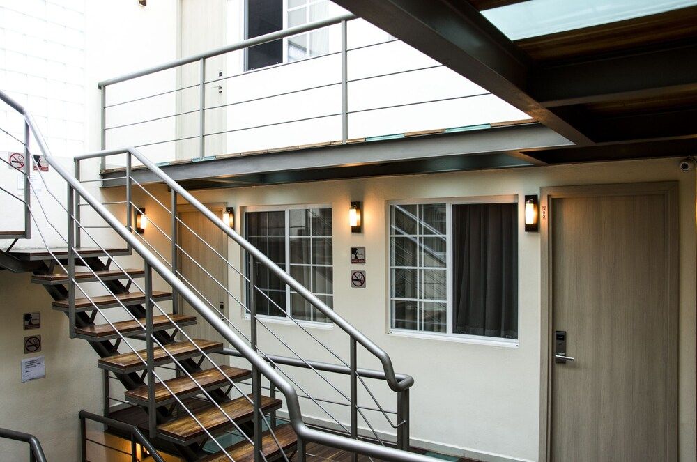 undefined La Casa Azul 5