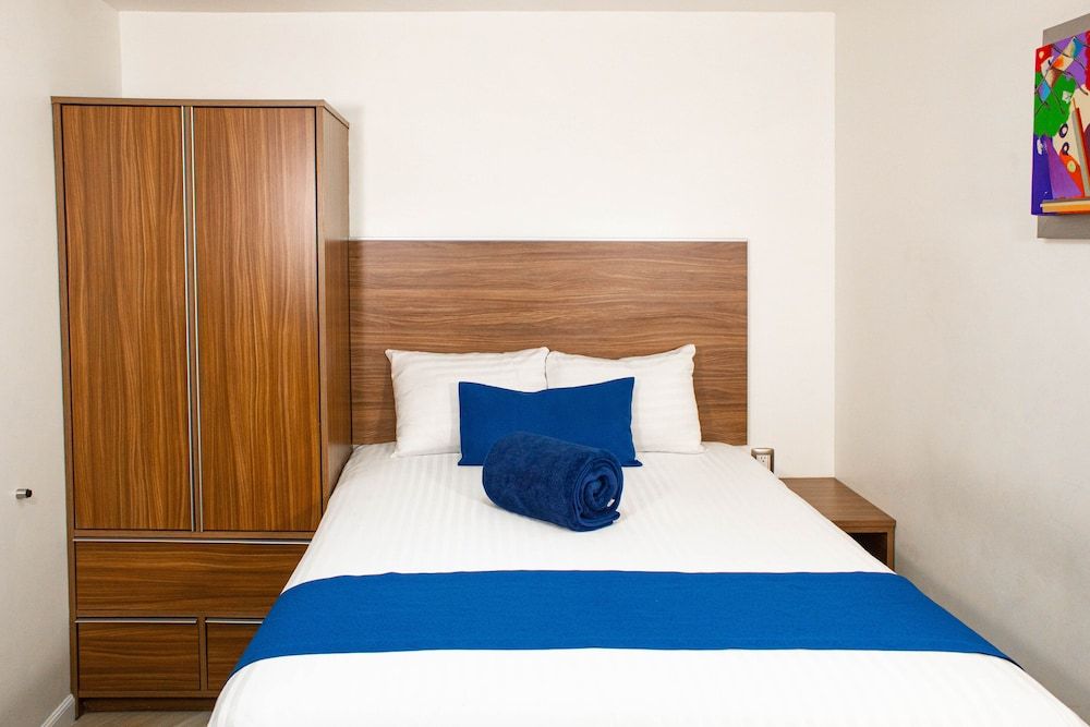 undefined La Casa Azul 8