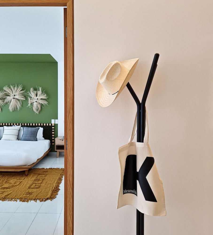 Casa Reforma by Kukun Classic Apartment