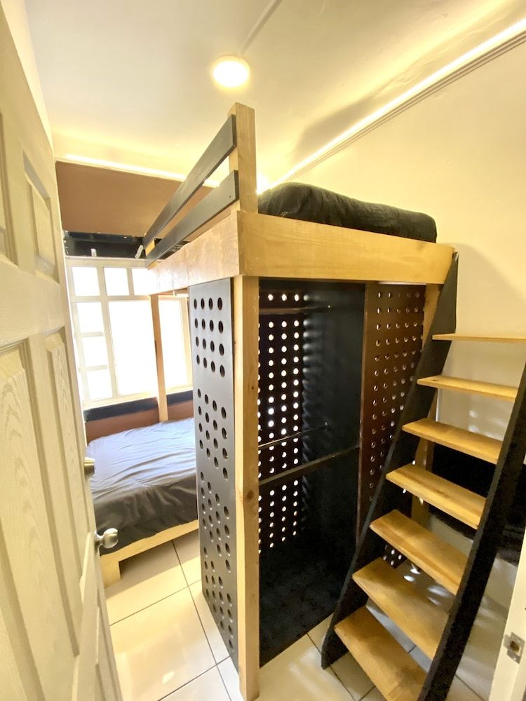 undefined ROOMIES HOSTEL CENTRO MEDICO 3