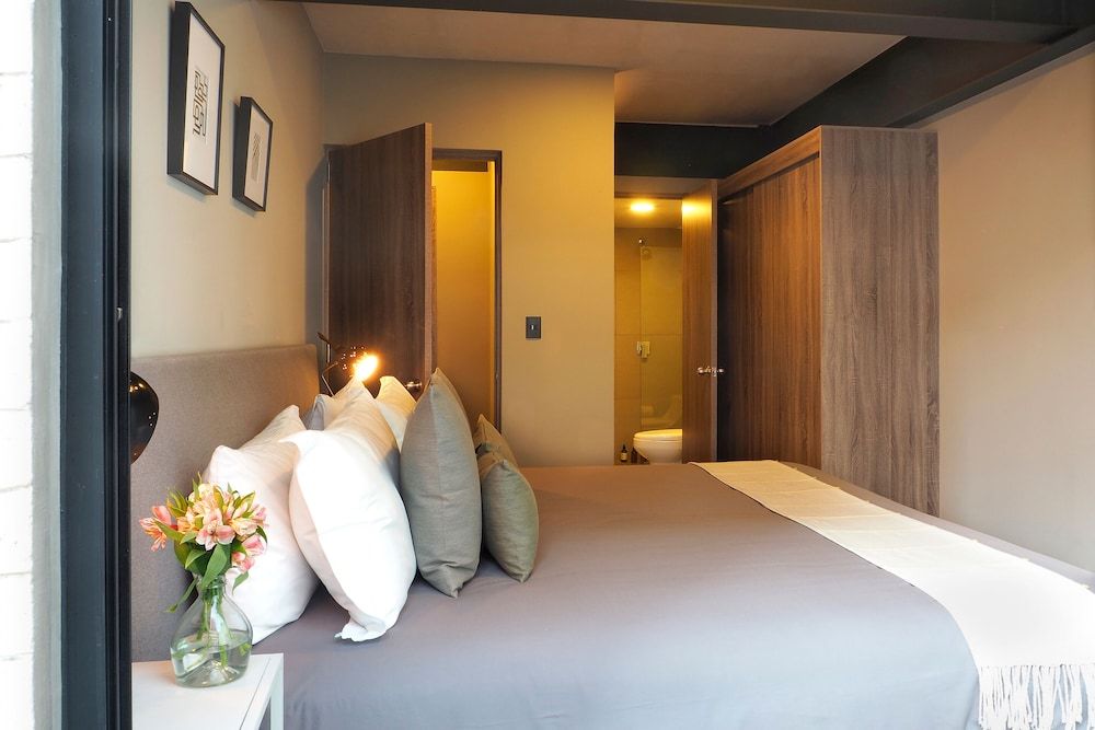 undefined Duplex Rojo By The Local Way 3