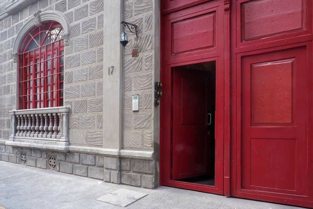 undefined Duplex Rojo By The Local Way