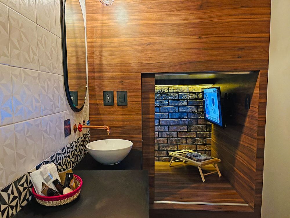 undefined Cadillac Cocoon Beds 9