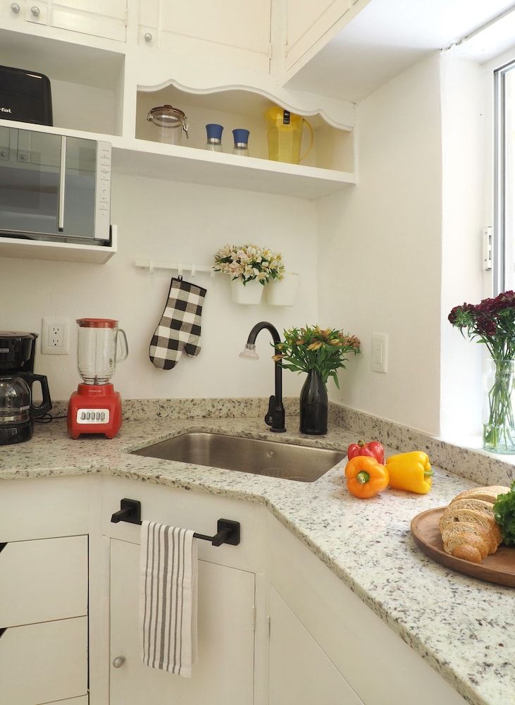 undefined Amarillo Historico By The Local Way 8