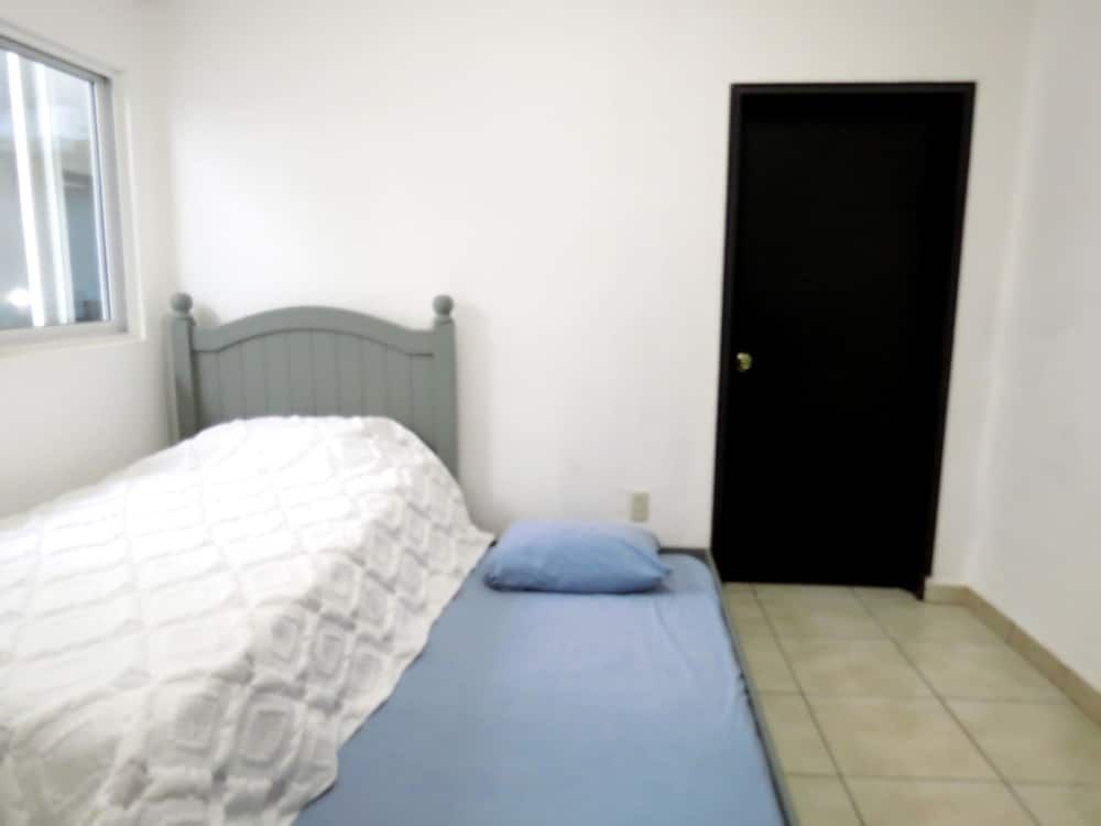 undefined Cozy And Pleasant House 5