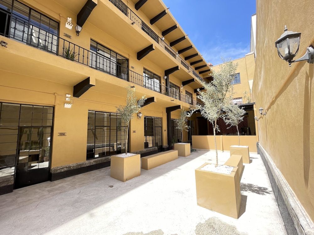 undefined Colmena Centro 6