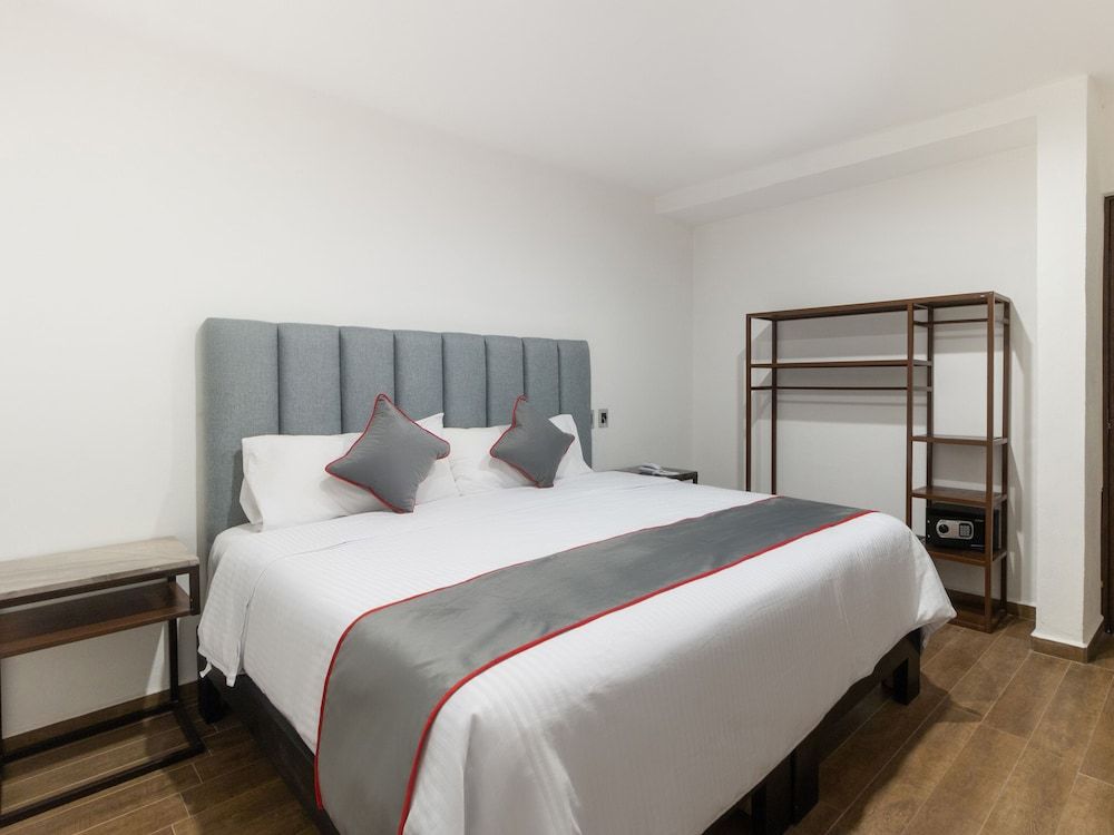 Fraga Hotel Boutique Standard Room 2