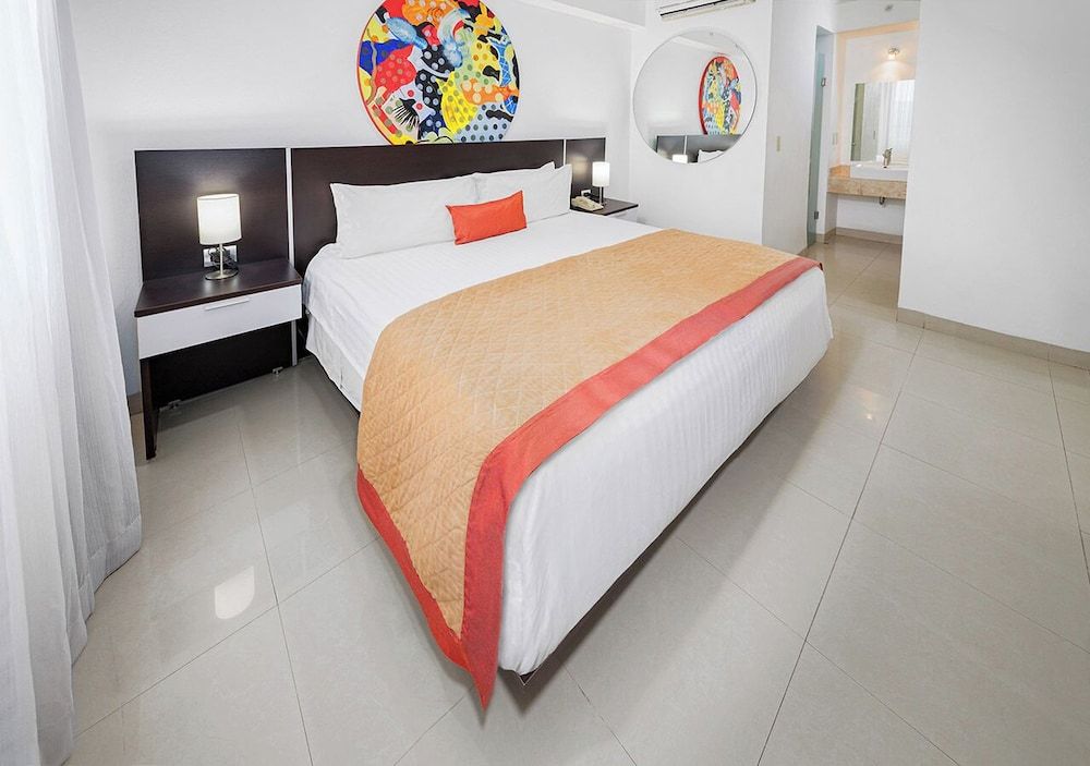 Hotel México Plaza Irapuato Standard Room, 1 King Bed 4