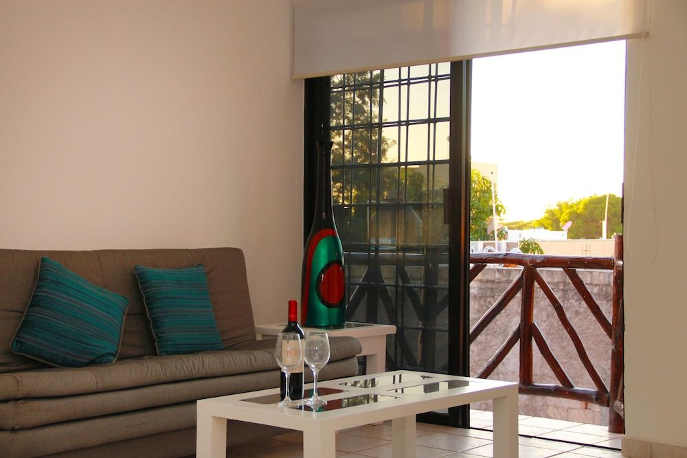 undefined Vida Playa Suites 10