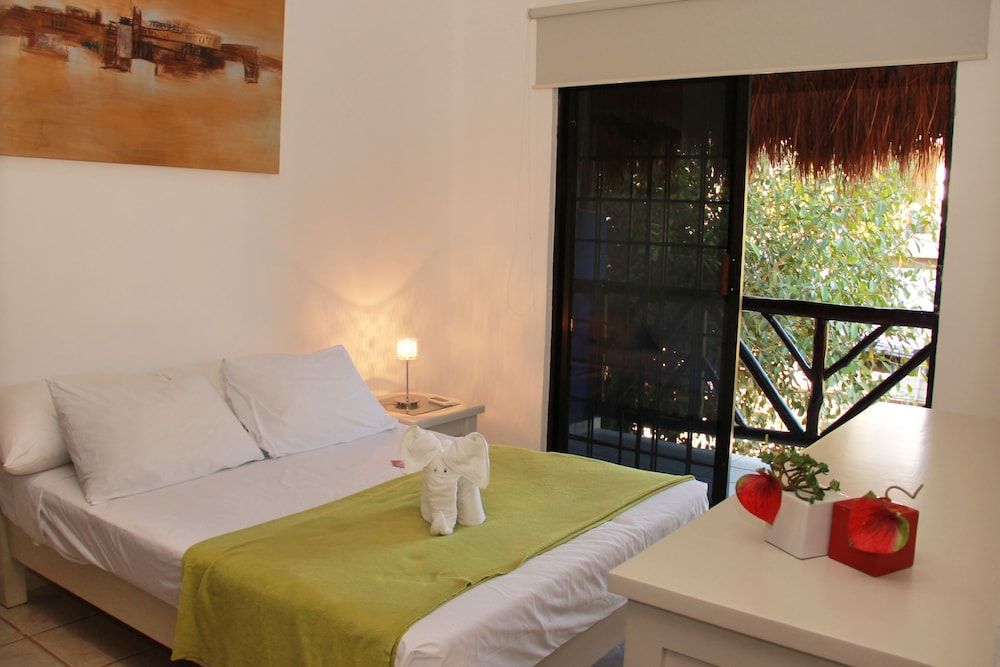 undefined Vida Playa Suites