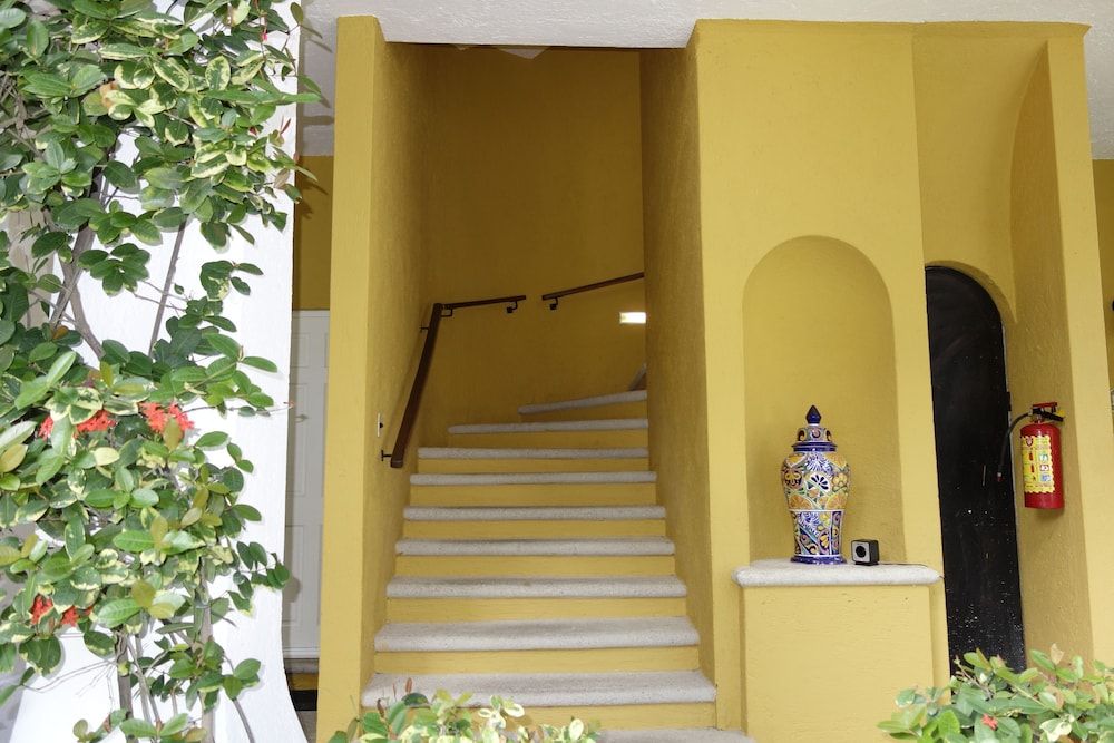 undefined Las Palmas Condominio 6