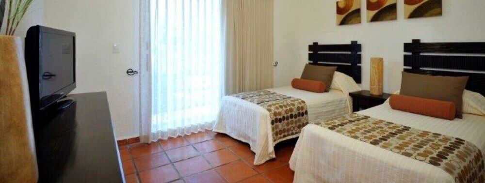 undefined Las Palmas Condominio 3