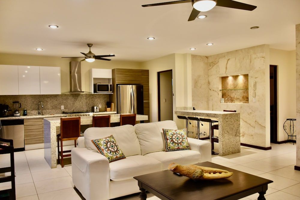 El Cielo by Casago Family Apartment 19