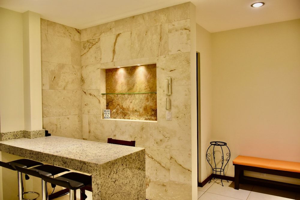 El Cielo by Casago Family Apartment 39