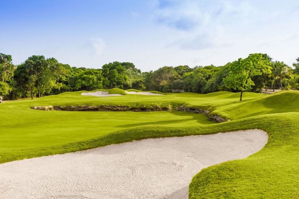 Dolce Vita Caribe Golf Executive Double Room, 1 King Bed, Balcony, Golf View 6