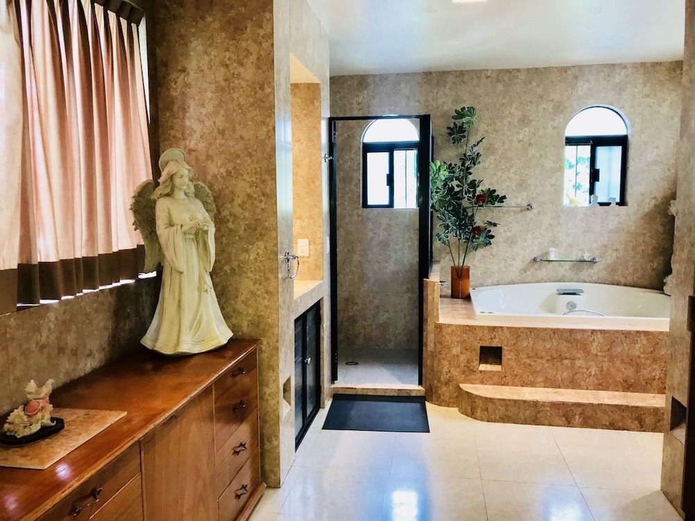 Dolce Vita Caribe Golf Deluxe Suite, Hot Tub, Golf View 6