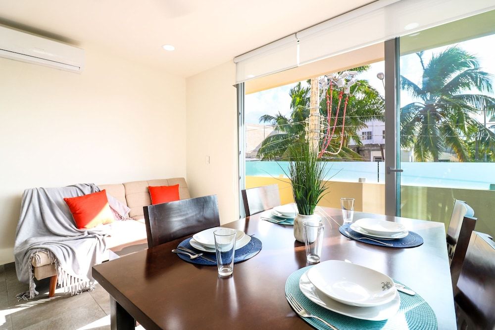 The Furlough Fur301 Apartment 14