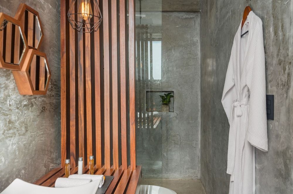 Life Boutique Condo Signature Studio, Balcony, City View 8