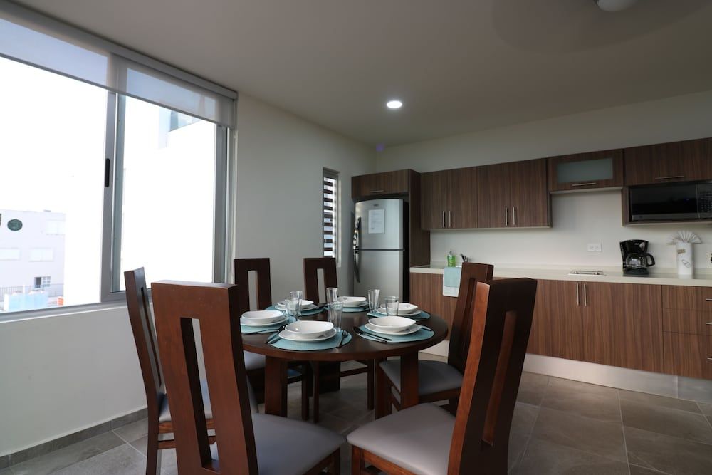 undefined The Furlough Fur402 4