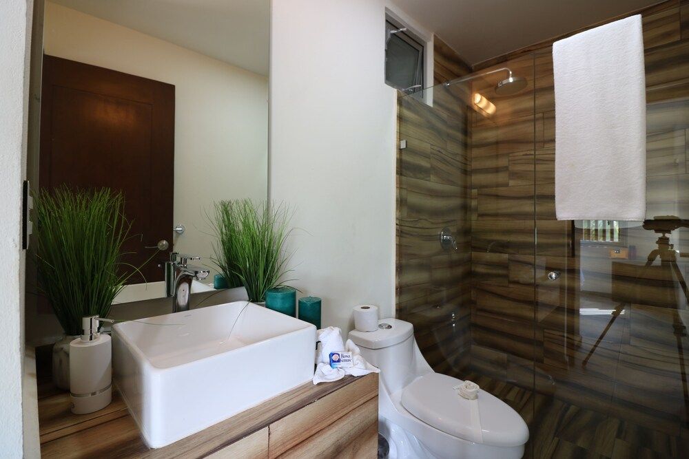 The Furlough Fur402 Apartment 12