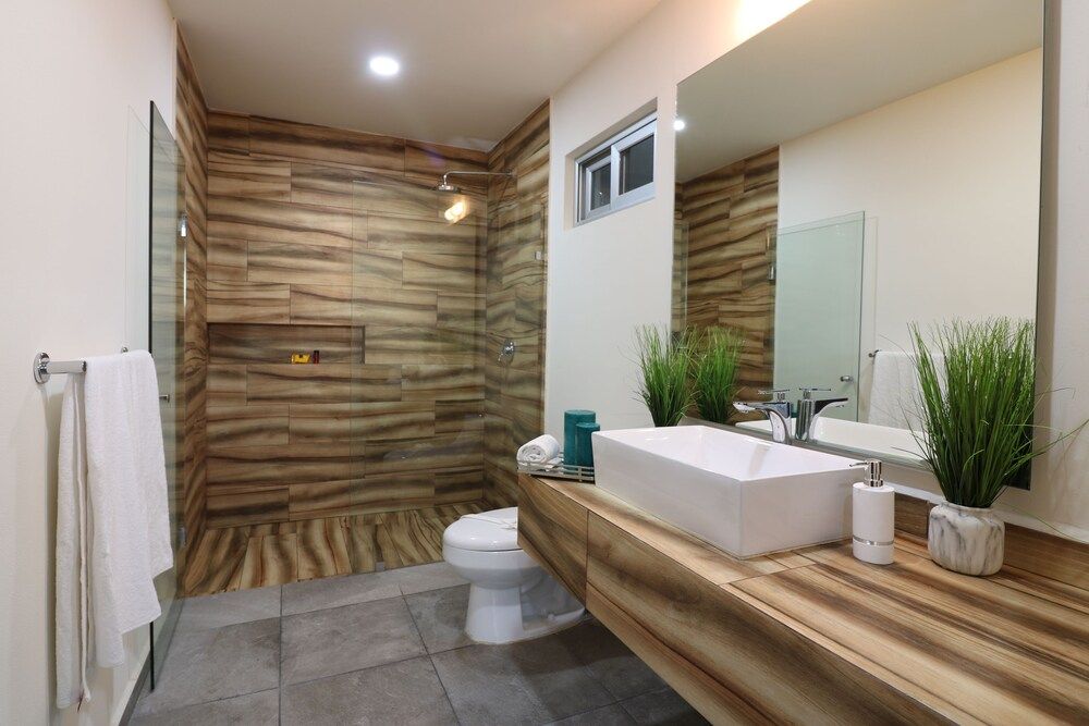 The Furlough Fur402 Apartment 10