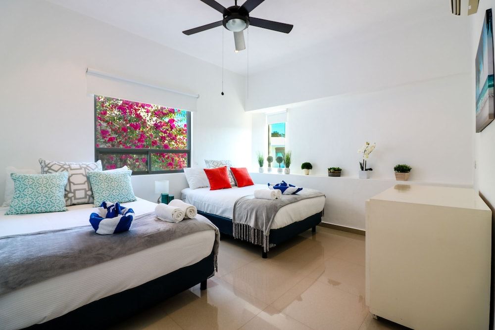 undefined Villa Club Real 187 5