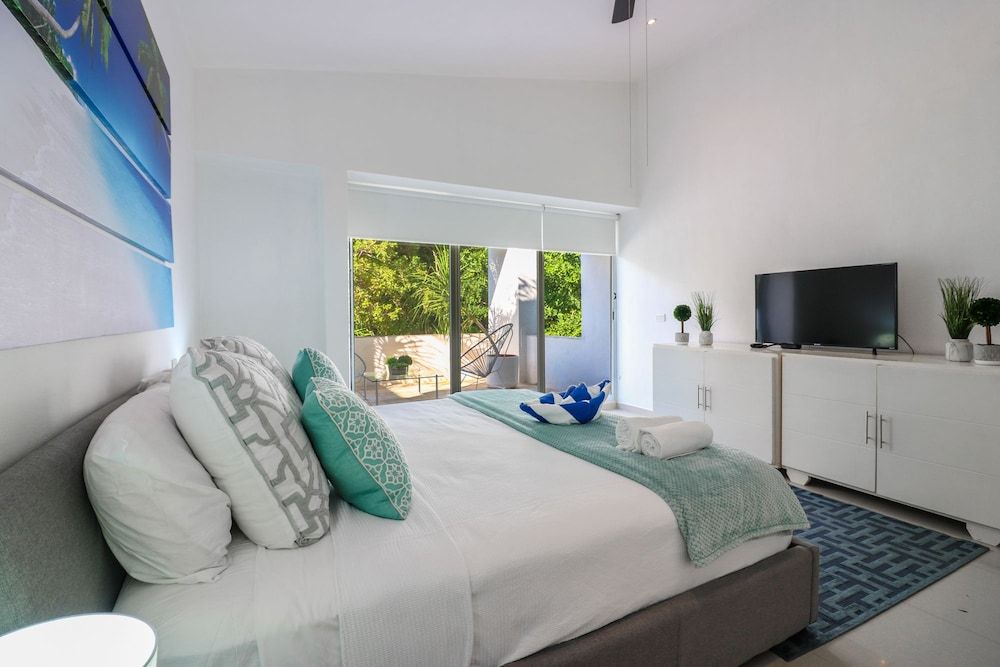 undefined Villa Club Real 187 4