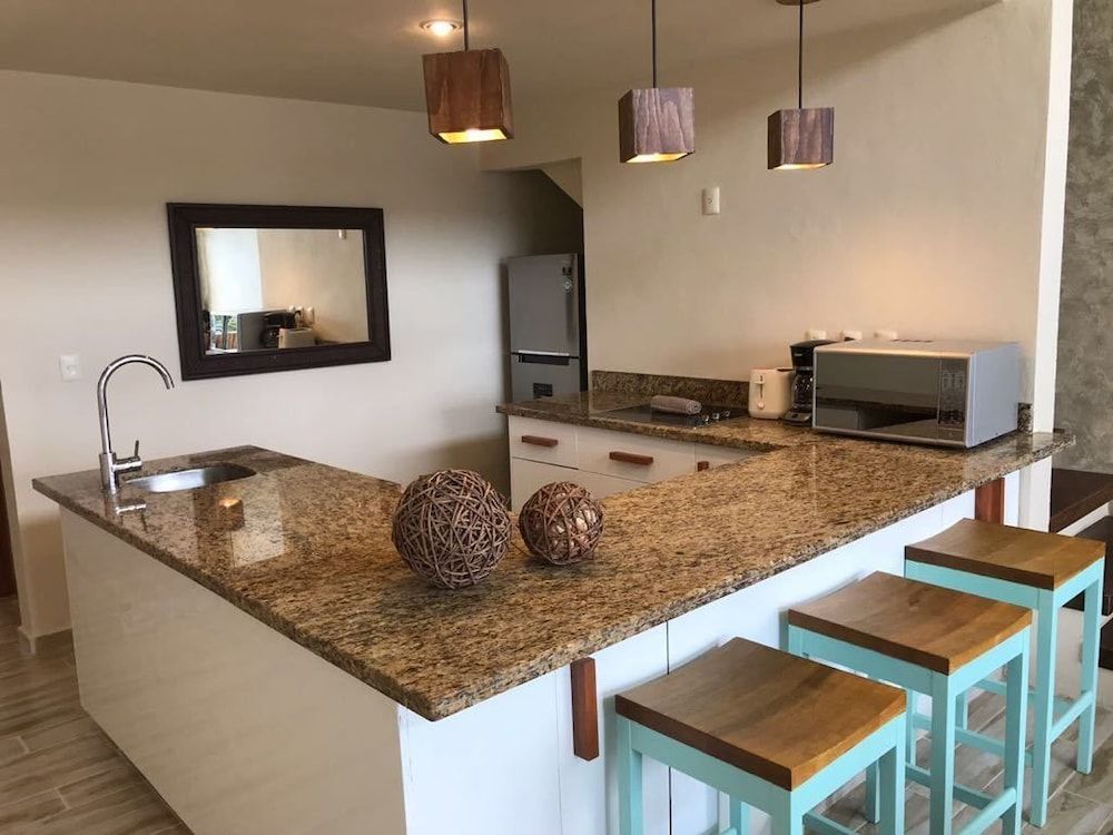 undefined Ocean Plaza 17 by Praia 9