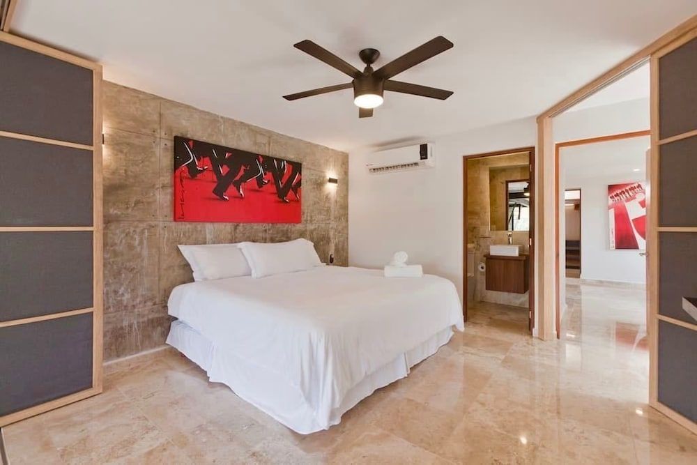 undefined Ocean Plaza 13 by Praia 3