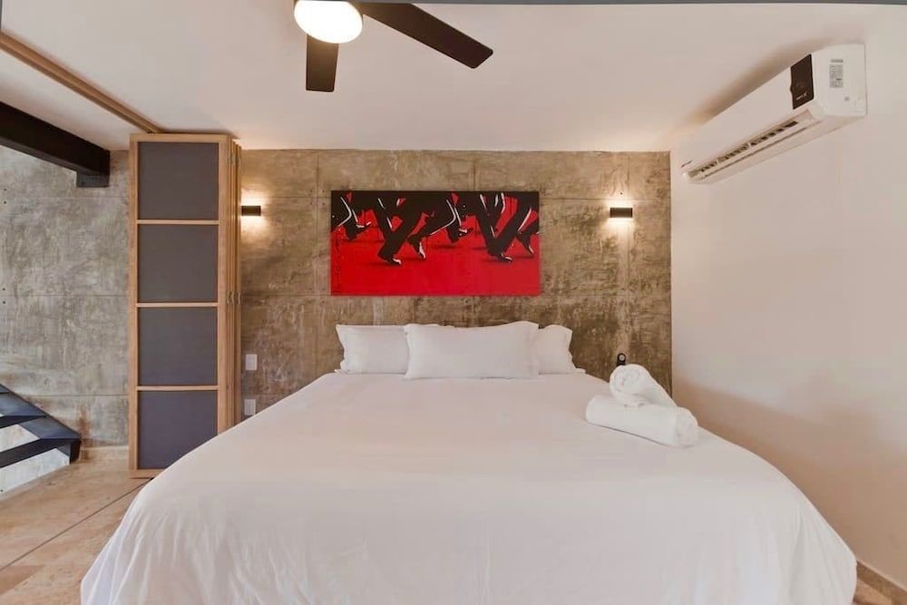 undefined Ocean Plaza 13 by Praia 5