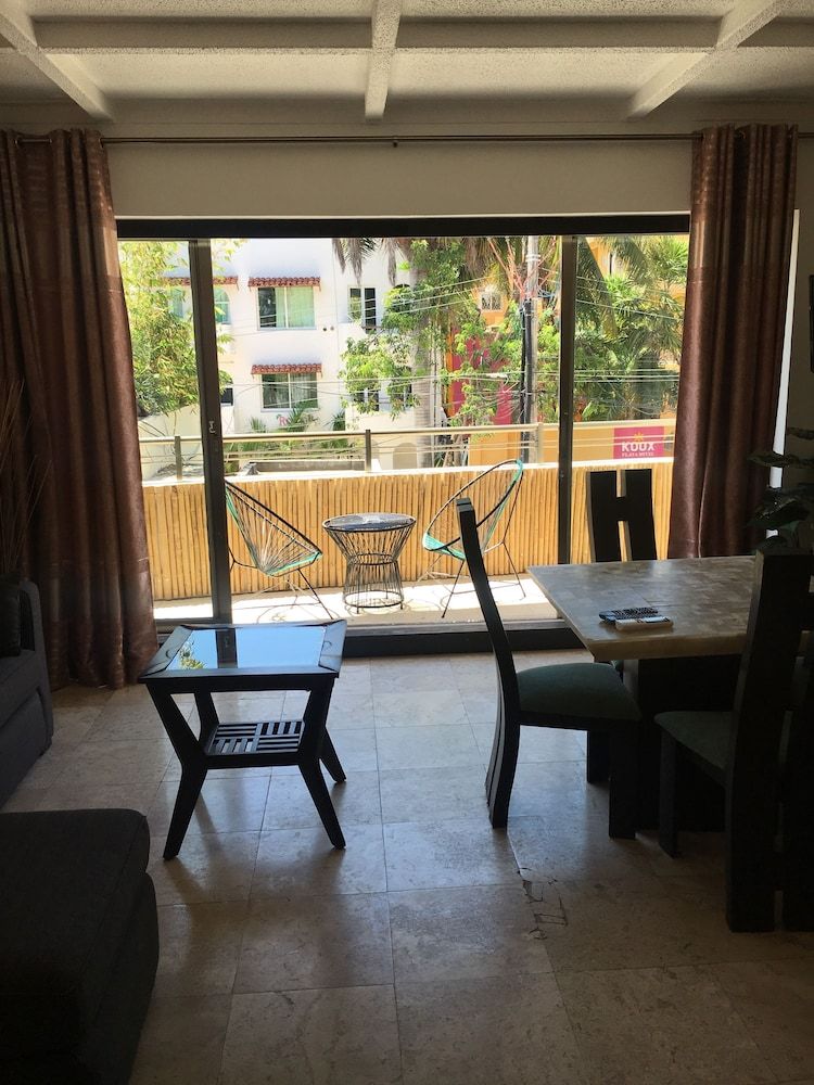 undefined Ocean Plaza 5 by Praia 4