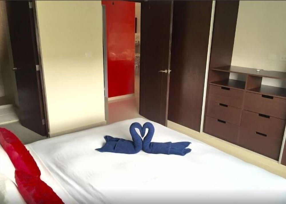 Sabbia  Dowtown Condos by Mikitito Rentals 2Br Luxury  Penthouse D 407 2