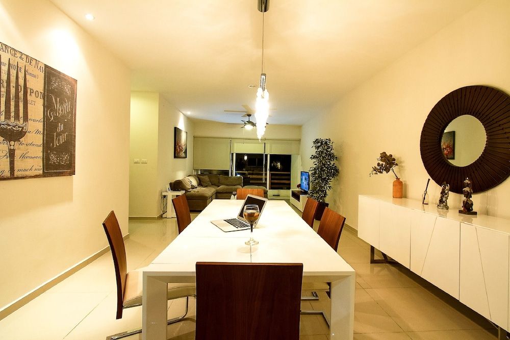Sabbia  Dowtown Condos by Mikitito Rentals 2 Br Luxury Apartment  D 204 9