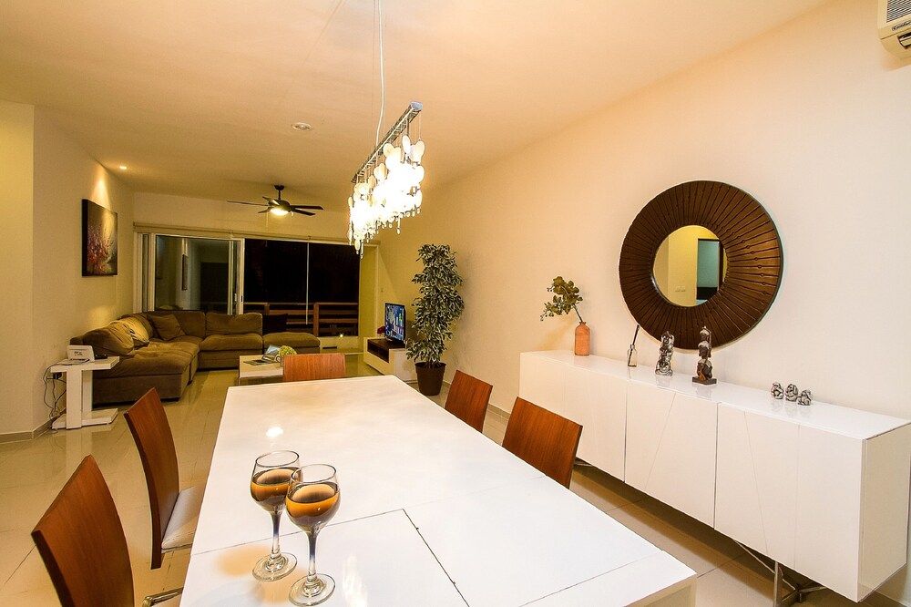 Sabbia  Dowtown Condos by Mikitito Rentals 2 Br Luxury Apartment  D 204 12