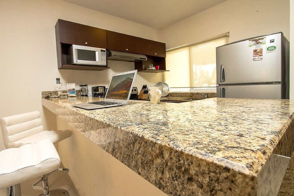 Sabbia  Dowtown Condos by Mikitito Rentals 2 Br Luxury Apartment  D 204 17