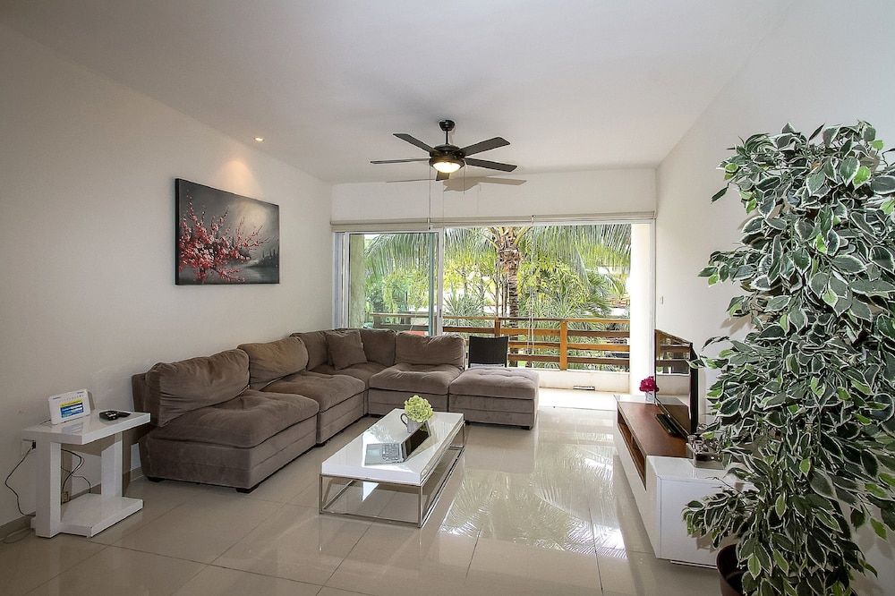 Sabbia  Dowtown Condos by Mikitito Rentals 2 Br Luxury Apartment  D 204 19