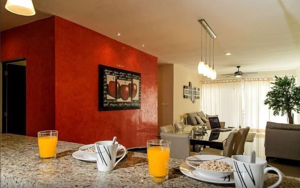 undefined Sabbia  Dowtown Condos by Mikitito Rentals 2