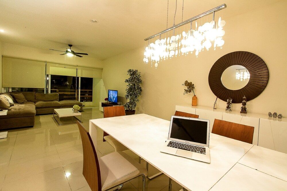 Sabbia  Dowtown Condos by Mikitito Rentals 2 Br Luxury Apartment  D 204 10